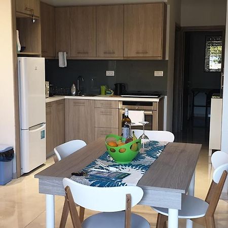 Connie'S Beach House Kos Bagian luar foto